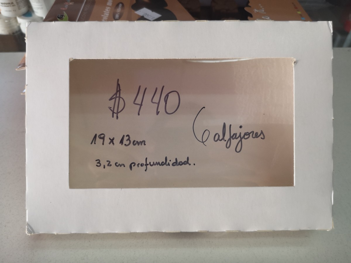 Caja blanca para 6 alfajores